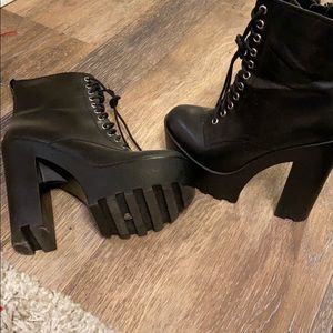 Steve Madden Platform Lace Up Biker Boots
